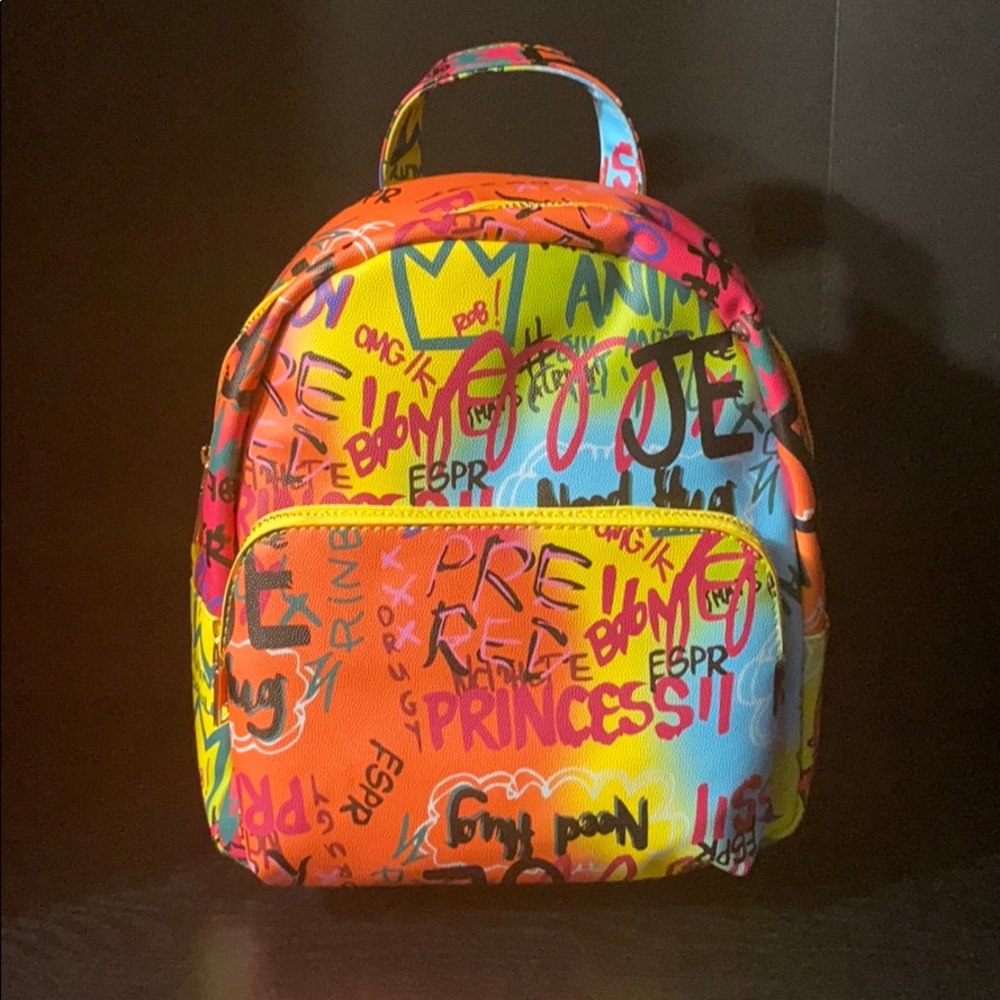 Graffiti backpack - Picture 3 of 8